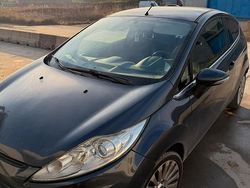 Blu Usata 2009 Ford Fiesta Due volumi | 3000 € (Buon prezzo)