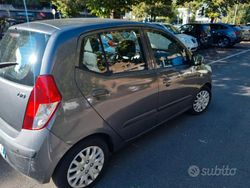Grigio Usata 2010 Hyundai i10 Due volumi | 4000 € (Buon prezzo)