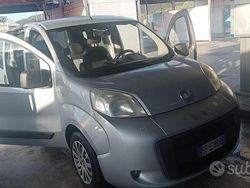 Grigio Usata 2011 Fiat Qubo Monovolume | 5000 € (Buon prezzo)