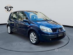 Blu Usata 2006 Renault Scénic II Luxe Monovolume | 2270 € (Buon prezzo)