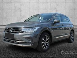 Grigio Usata 2021 VW Tiguan Life SUV | 31.950 € (Molto cara)