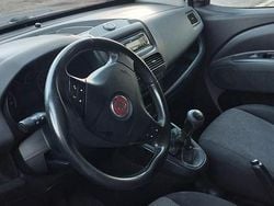 Blu Usata 2010 Fiat Doblò Emotion Monovolume | 7700 € (Cara)