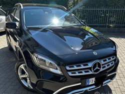 Nero Usata 2019 Mercedes GLA200 SUV | 23.700 € (Buon prezzo)