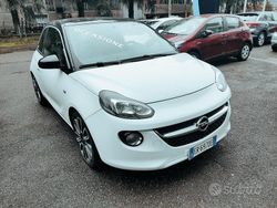Bianco Usata 2013 Opel Adam Due volumi | 9000 € (Molto cara)