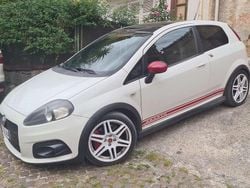 Usata 2009 Abarth Grande Punto Due volumi | 11.800 € (Buon prezzo)