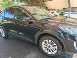 Nero Usata 2023 Ford Kuga Titanium SUV | 21.900 € (Buon prezzo)