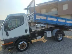 Bianco Usata 2001 Mitsubishi Canter | 8500 €