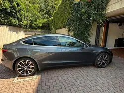 Usata 2019 Tesla Model 3 Long Range Tre volumi | 24.000 € (Buon prezzo)