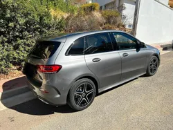 Usata 2022 Mercedes B200 Premium Monovolume | 26.000 € (Super prezzo)
