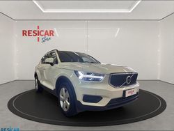 Nero Usata 2022 Volvo XC40 Momentum SUV | 20.900 € (Cara)