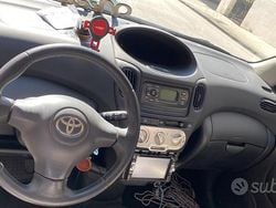 Blu Usata 2003 Toyota Verso Monovolume | 1600 €