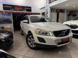 Bianco Usata 2009 Volvo XC60 Summum SUV | 9900 € (Cara)