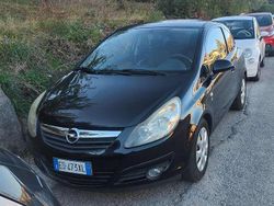 Nero Usata 2010 Opel Corsa Club Tre volumi | 3500 € (Ottimo prezzo)