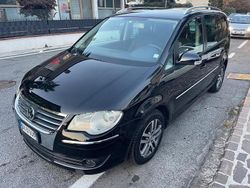 Nero Usata 2007 VW Touran Trendline Monovolume | 3400 € (Buon prezzo)