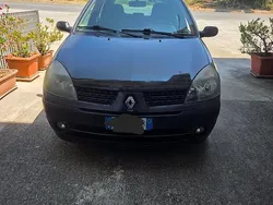 Usata 2002 Renault Clio II Due volumi | 1500 € (Buon prezzo)