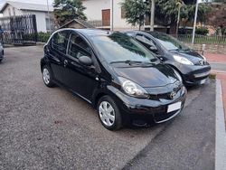 Nero Usata 2010 Toyota Aygo Sol Due volumi | 6800 € (Cara)