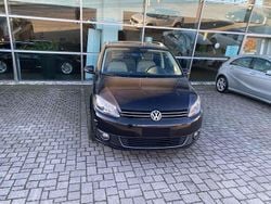 Nero Usata 2014 VW Touran Highline Monovolume | 8500 € (Buon prezzo)