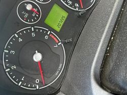 Grigio Usata 2008 Ford Fiesta Due volumi | 2500 € (Cara)