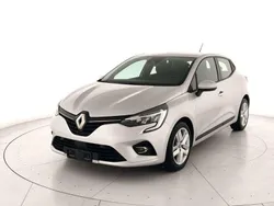 Grigio Usata 2022 Renault Clio V Zen Tre volumi | 13.200 € (Ottimo prezzo)