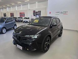 Nero Nuova 2025 Alfa Romeo Junior Edizione Speciale SUV | 30.900 € (Cara)