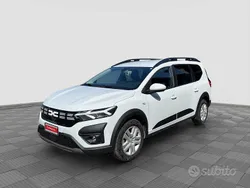 Bianco ghiaccio Usata 2023 Dacia Jogger Expression Monovolume | 18.490 € (Buon prezzo)
