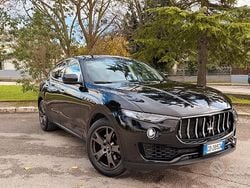 Nero Usata 2021 Maserati Levante GranLusso SUV | 38.500 € (Super prezzo)