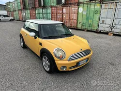 Giallo Usata 2008 Mini Cooper Due volumi | 2990 € (Ottimo prezzo)