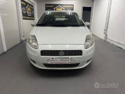 Bianco Usata 2011 Fiat Punto Evo S Due volumi | 2990 € (Buon prezzo)
