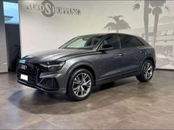 Grigio Usata 2023 Audi Q8 Sport SUV | 67.900 € (Ottimo prezzo)