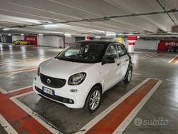 Bianco Usata 2016 Smart ForFour Due volumi | 7900 €