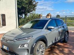 Grigio Usata 2020 Hyundai Kona SUV | 14.500 € (Buon prezzo)