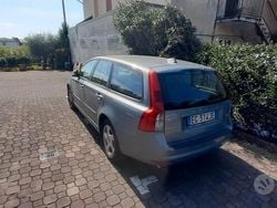 Grigio Usata 2011 Volvo V50 Station wagon | 3300 €