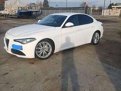 Usata 2017 Alfa Romeo Giulia Business Tre volumi | 17.500 € (Buon prezzo)