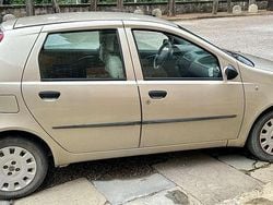 Usata 2010 Fiat Punto Classica Due volumi | 2500 € (Buon prezzo)