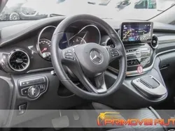 Mercedes V250