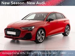 Rosso progressivo metallizzato Nuova 2025 Audi A3 S-Line Tre volumi | 38.900 € (Ottimo prezzo)