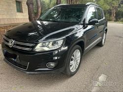 Nero Usata 2015 VW Tiguan S SUV | 11.900 € (Buon prezzo)