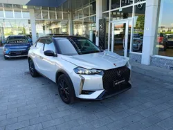 Grigio cristallo Usata 2024 DS Automobiles DS3 Performance SUV | 23.950 € (Buon prezzo)