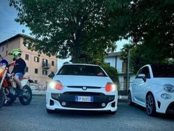 Usata 2010 Abarth Punto Evo Due volumi | 12.900 € (Cara)