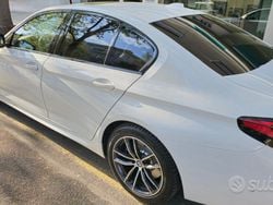 Bianco Usata 2021 BMW 530 Tre volumi | 40.000 €