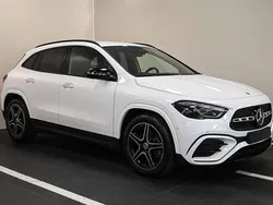 Bianco Usata 2024 Mercedes GLA180 AMG line SUV | 42.900 € (Buon prezzo)