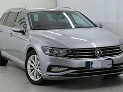 Argento Usata 2020 VW Passat Business Station wagon | 16.900 € (Buon prezzo)