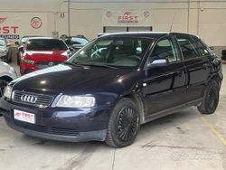 Blu Usata 2000 Audi A3 Ambiente Tre volumi | 1900 € (Ottimo prezzo)