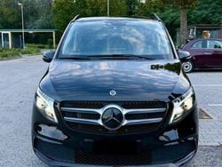 Nero Usata 2022 Mercedes V250 Premium Monovolume | 49.250 € (Buon prezzo)