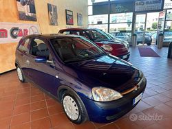 Blu Usata 2003 Opel Corsa Tre volumi | 2000 € (Buon prezzo)