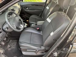 Usata 2010 Renault Scénic III Monovolume | 5000 € (Buon prezzo)