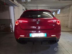 Rosso Usata 2016 Alfa Romeo Giulietta Due volumi | 7000 € (Ottimo prezzo)