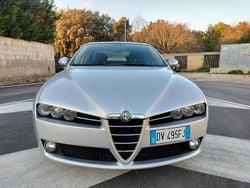 Argento Usata 2009 Alfa Romeo 159 Exclusive Tre volumi | 4890 € (Buon prezzo)