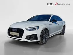 Bianco ghiaccio metallizzato Nuova 2025 Audi A5 Sportback S-Line Tre volumi | 54.900 € (Buon prezzo)