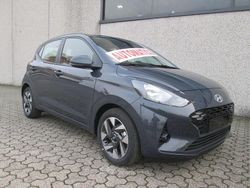 Grigio Nuova 2025 Hyundai i10 Due volumi | 17.300 €